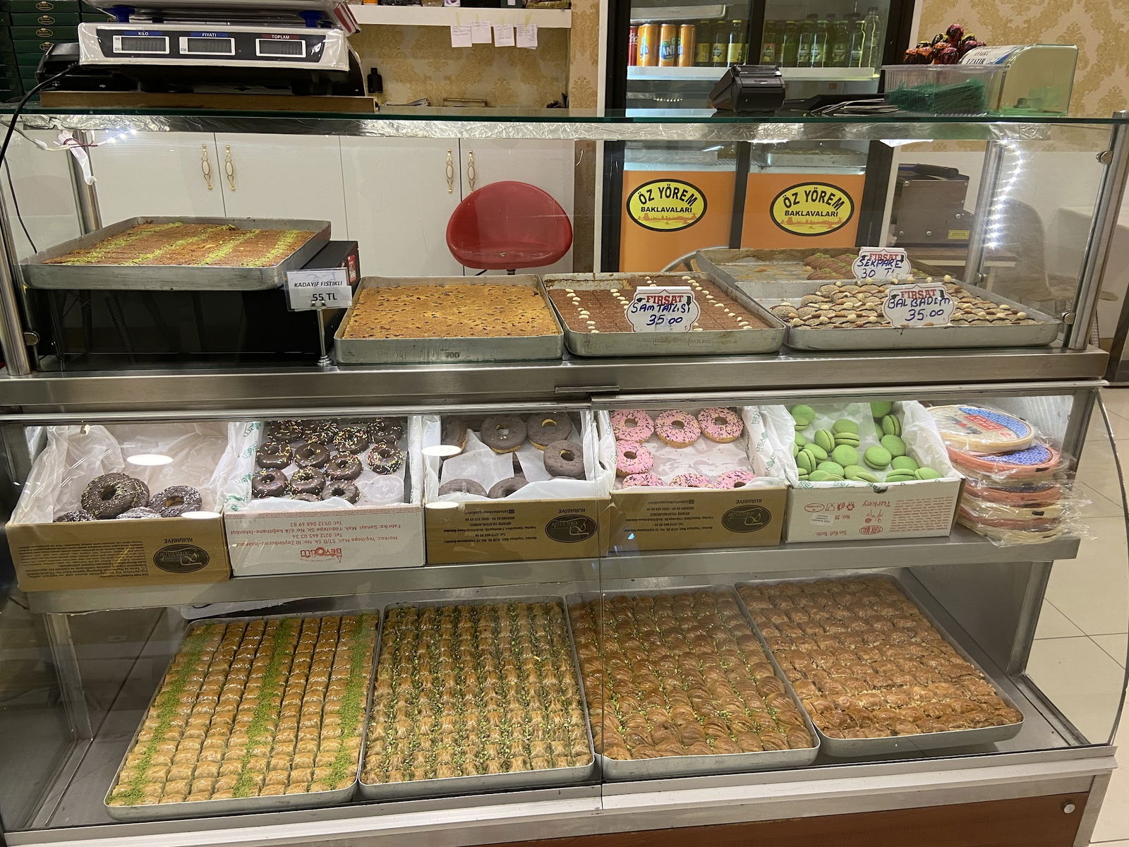 Öz Yörem Baklavaları