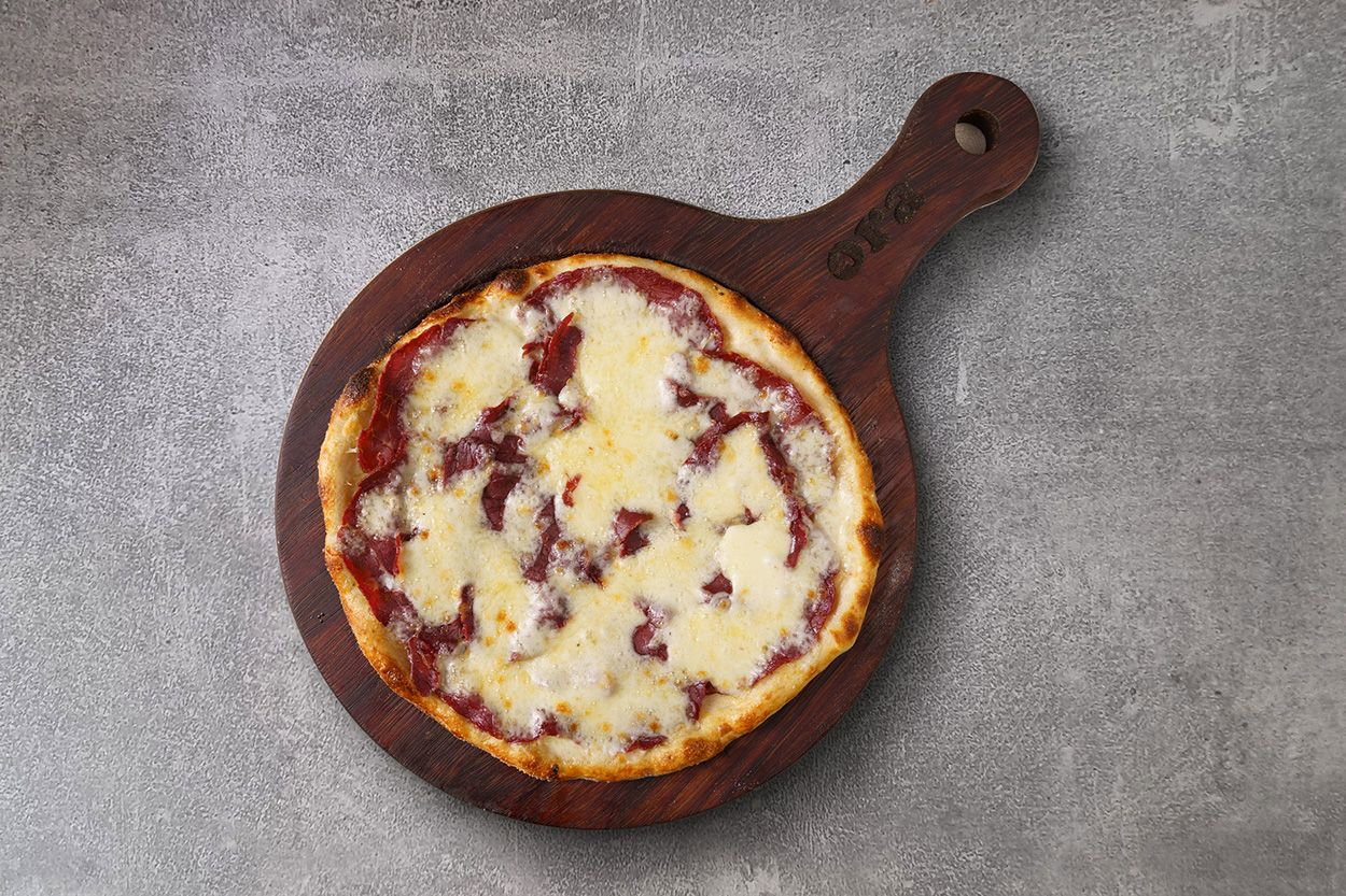 Pastırmalı Kaşarlı Pide