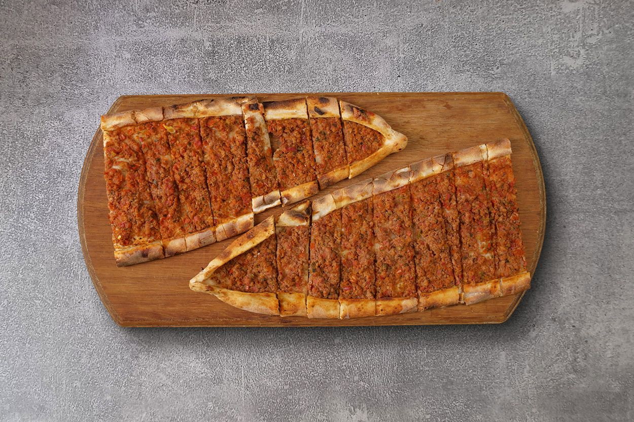 Kıymalı Pide
