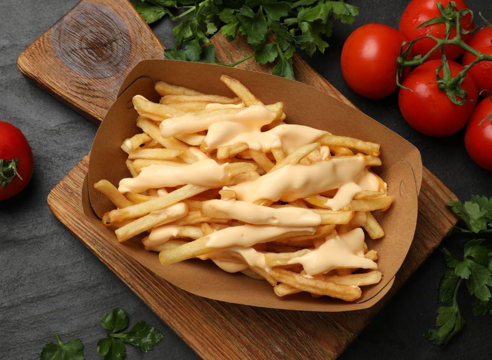 Soslu Kaşarlı Tereyağlı Patates Kızartması