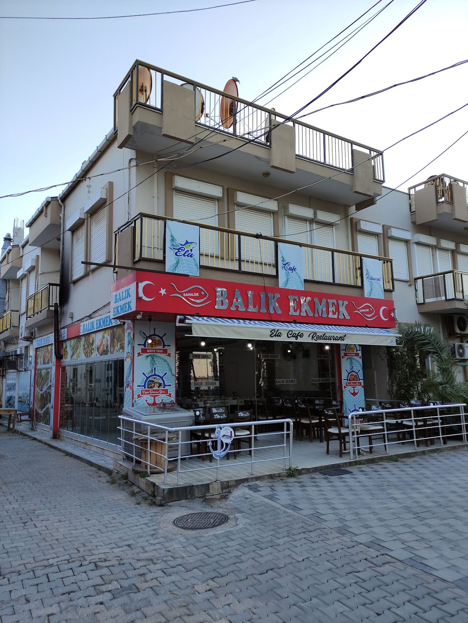 Foça Balık Ekmek