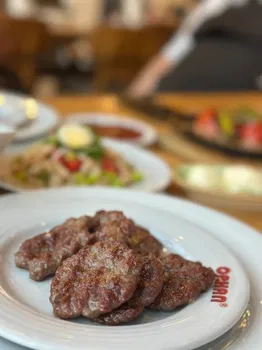 Havuzlu Bahçe Et Lokantası Paçacı İrfan resimleri