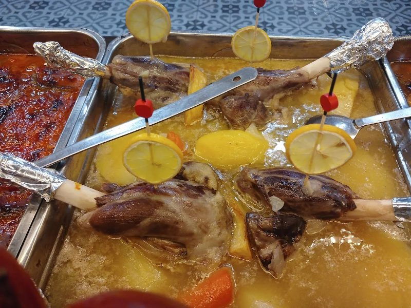 Havuzlu Bahçe Et Lokantası Paçacı İrfan