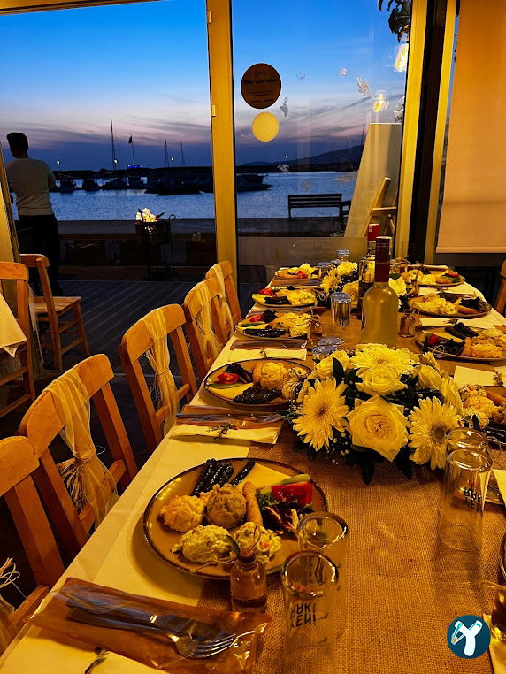 Golden Bird Lounge