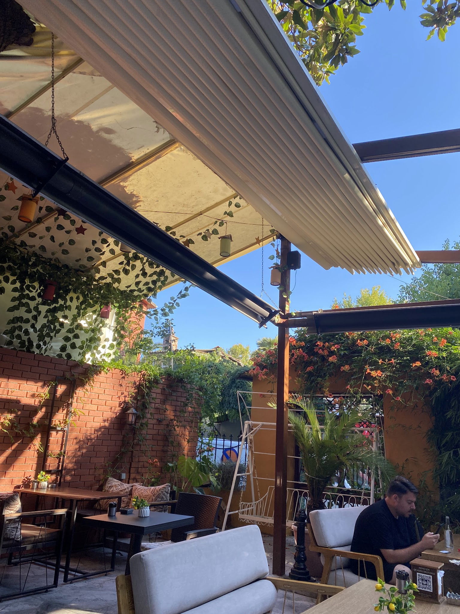 Köşk-Ü Âlâ Cafe