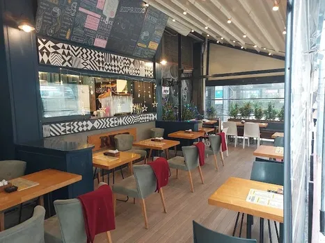 Cafe Ti resimleri