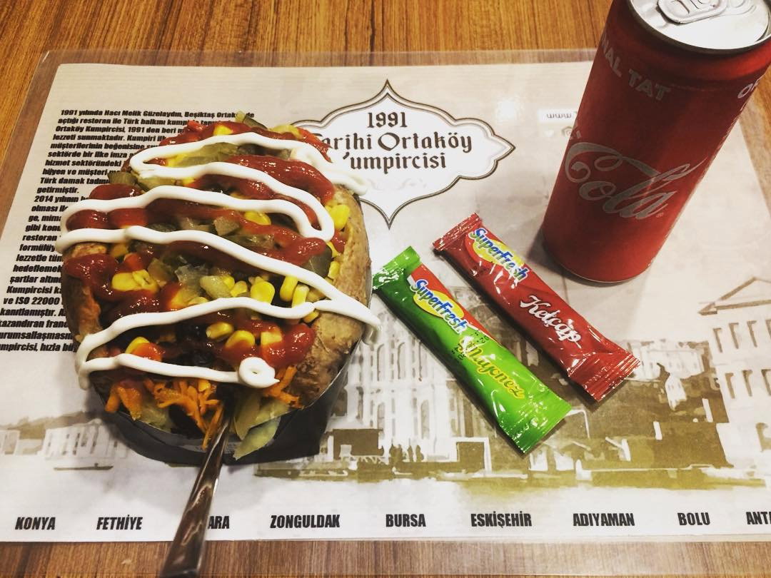 Tarihi Ortaköy Kumpircisi