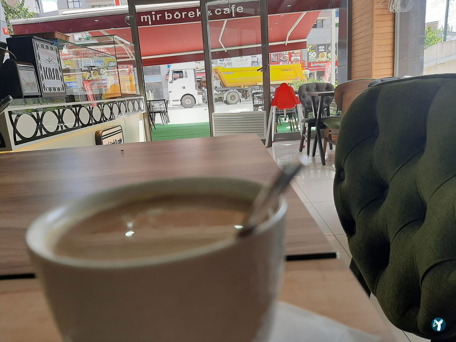 Aydınlı Mir Börek Salonu