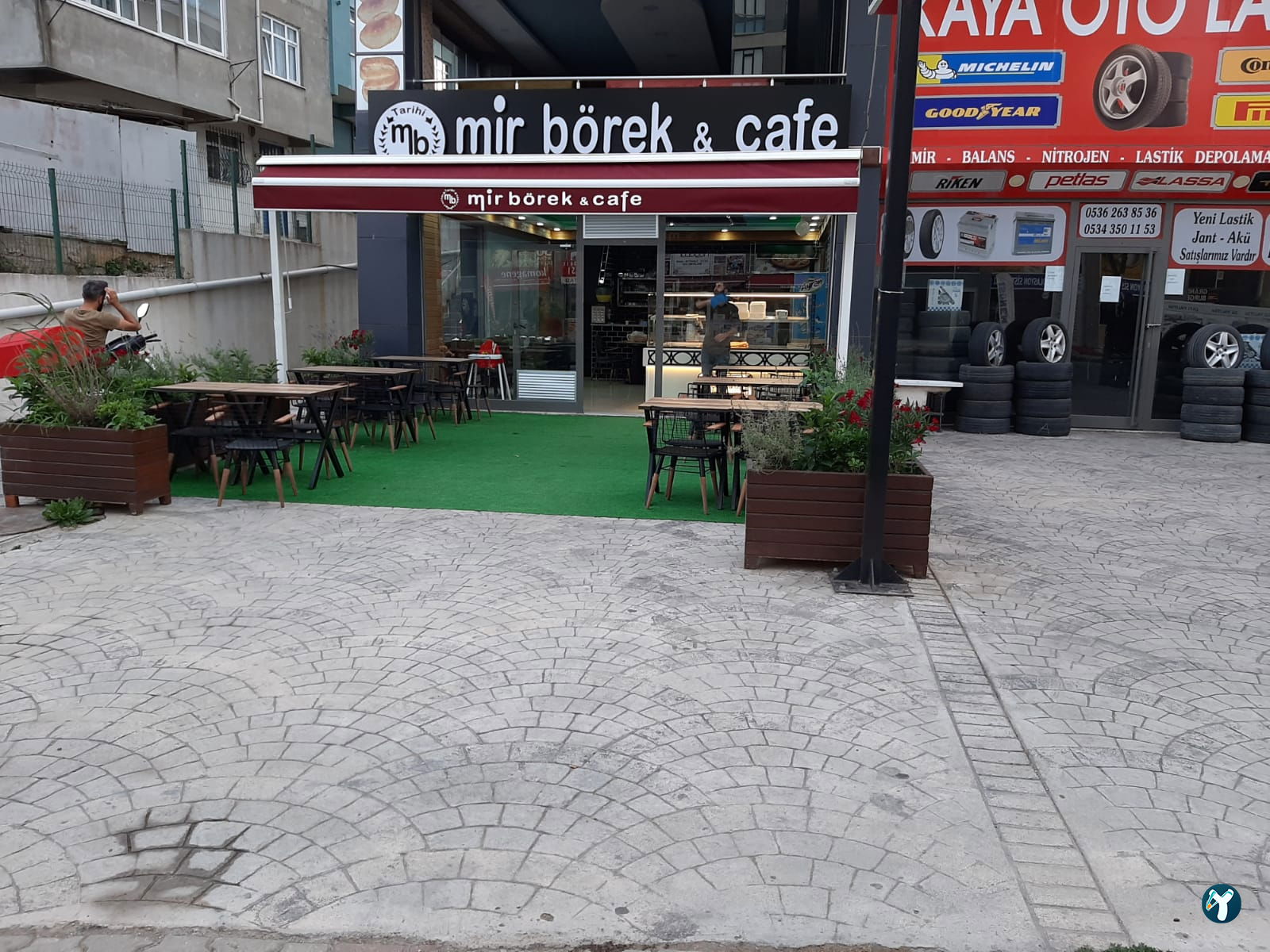 Aydınlı Mir Börek Salonu