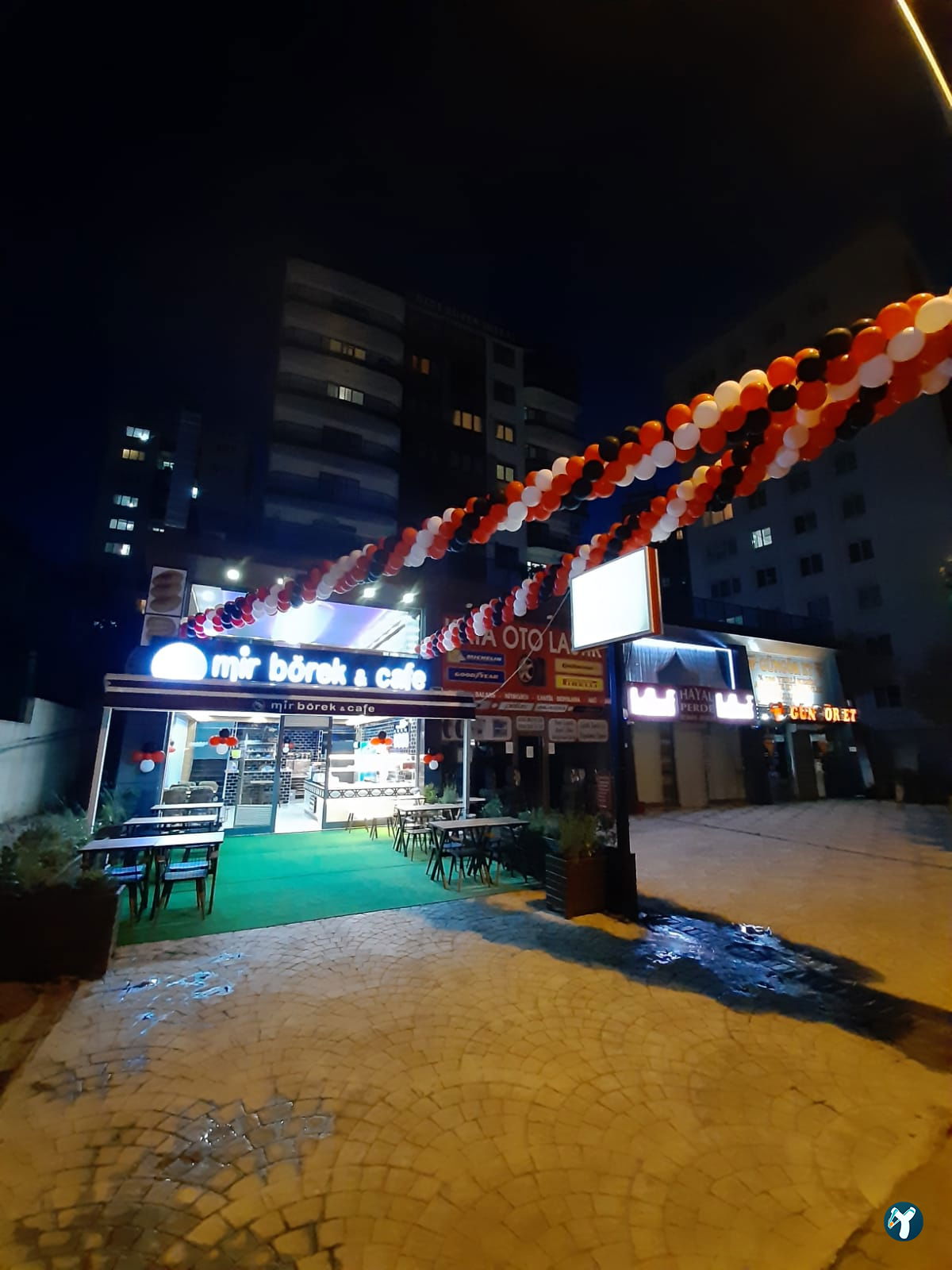 Aydınlı Mir Börek Salonu