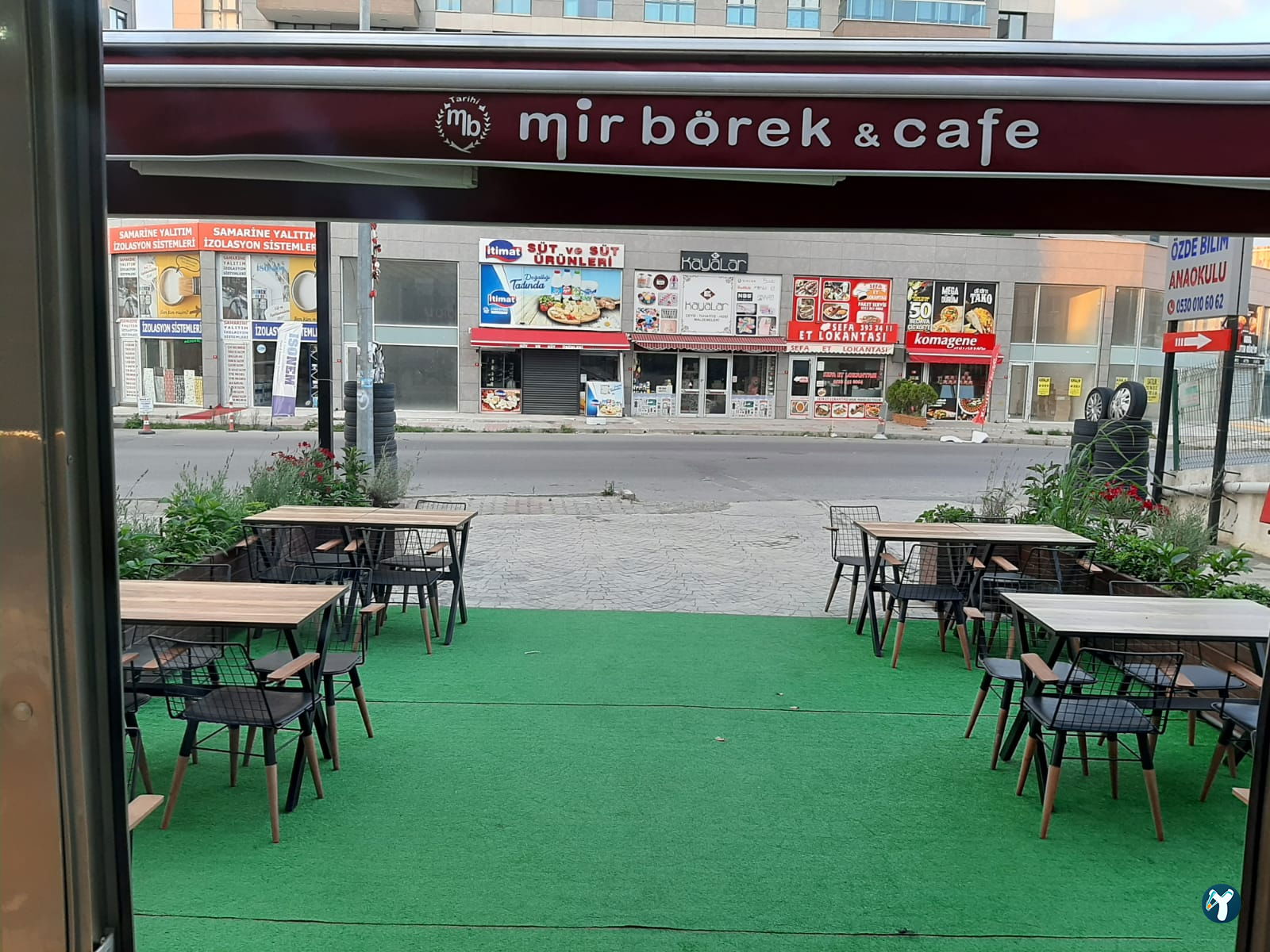 Aydınlı Mir Börek Salonu