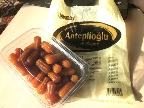 Antepli̇oglu Baklava Pasta Kurabi̇ye resimleri