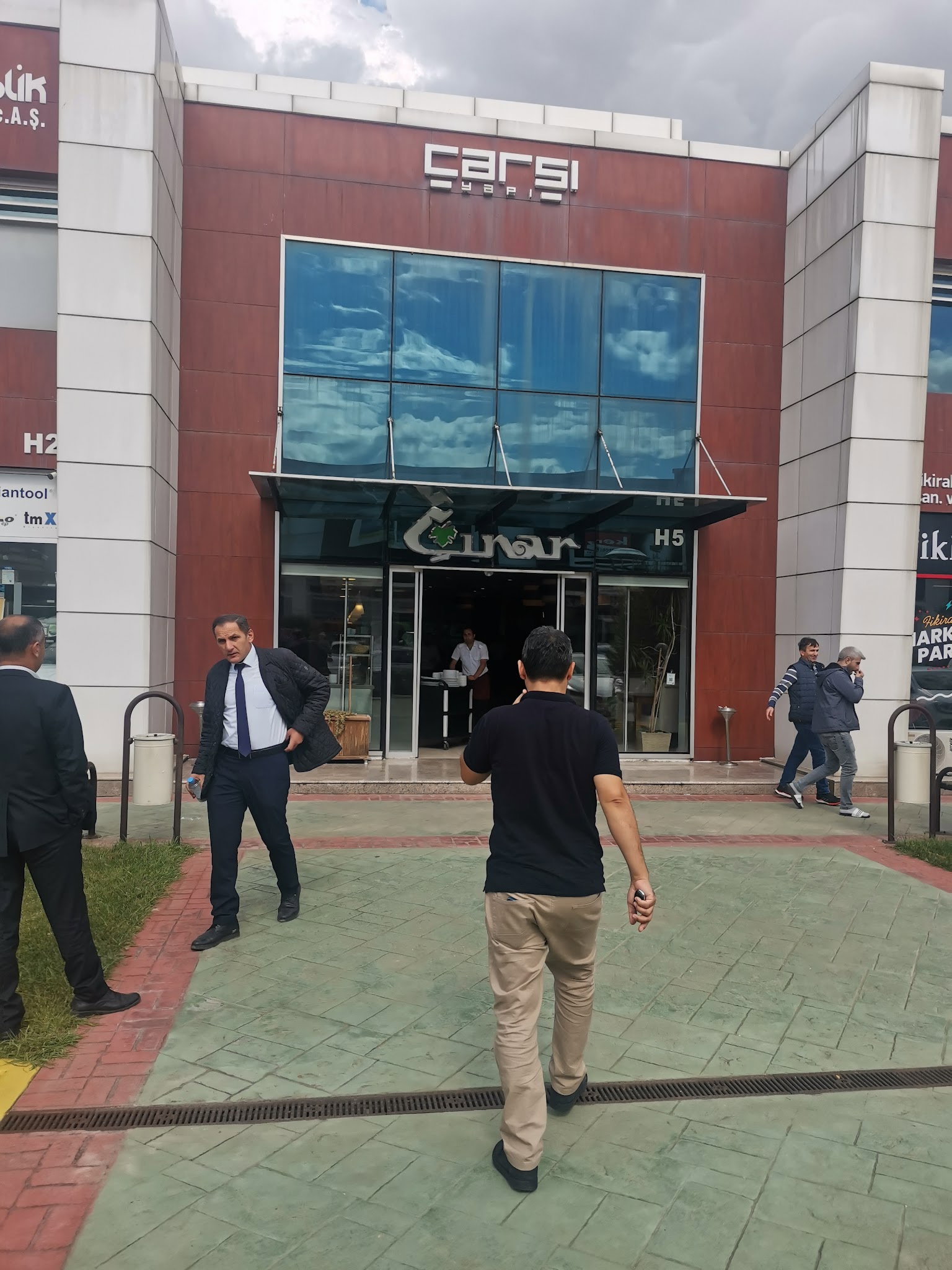 Çınar Lokantası Çarşı Yapı