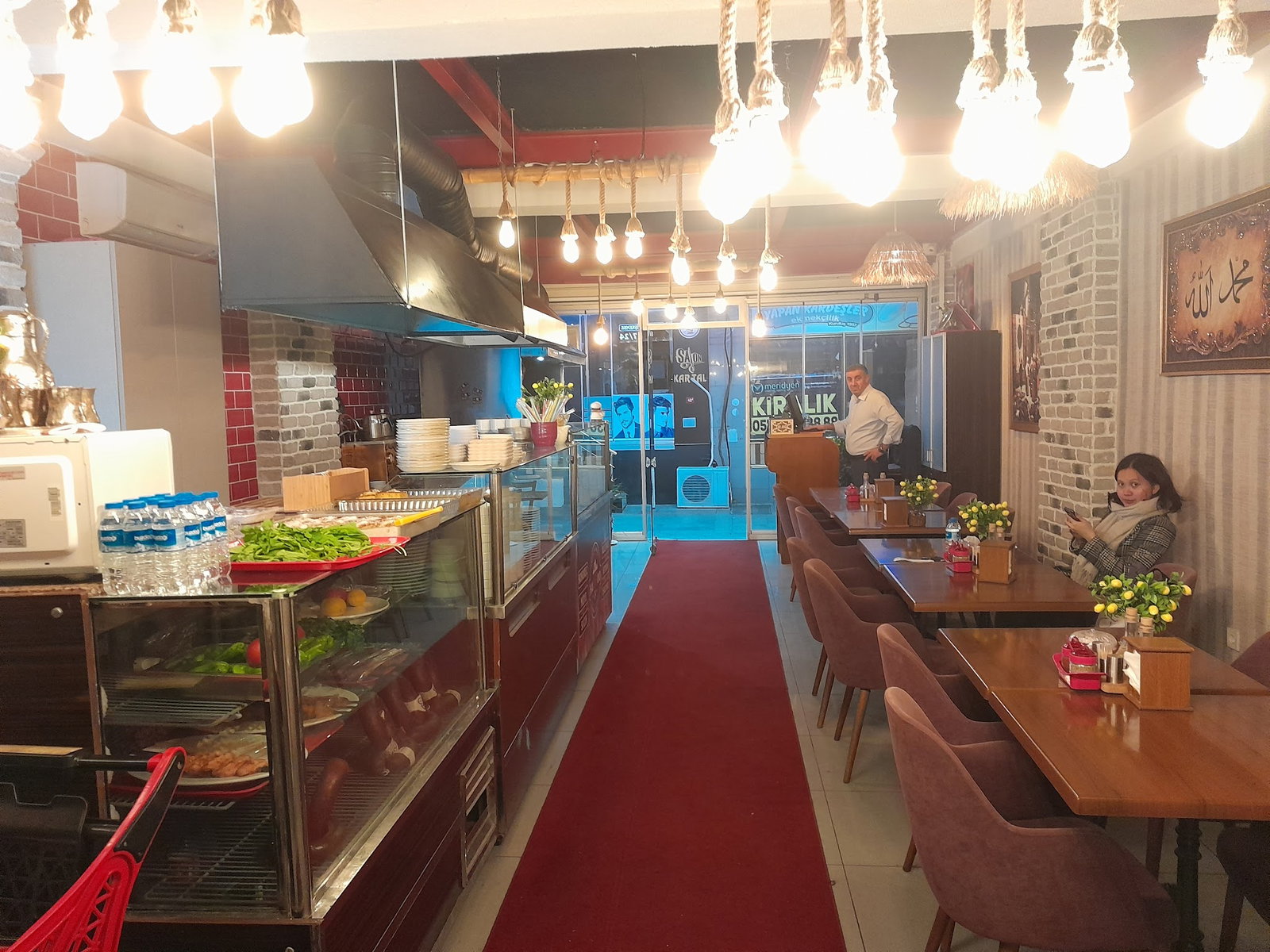 Hakkoo 24 Çorba Kokoreç 7/24