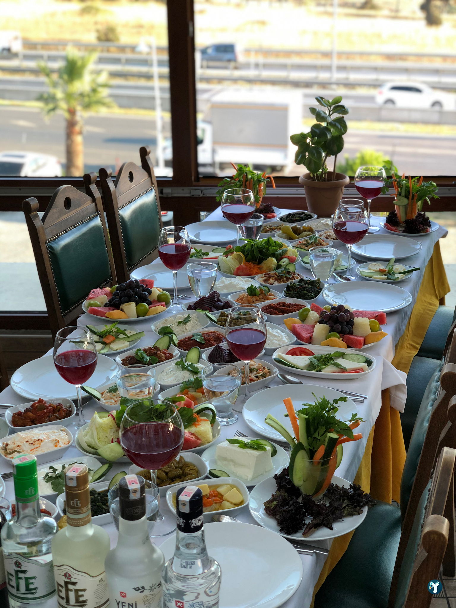 Kanatçı Muhtar’In Köyü Muhtar Halis Restaurant