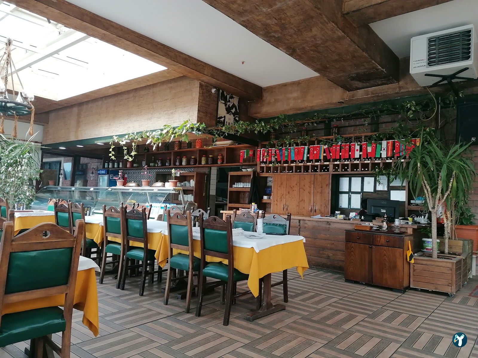 Kanatçı Muhtar’In Köyü Muhtar Halis Restaurant