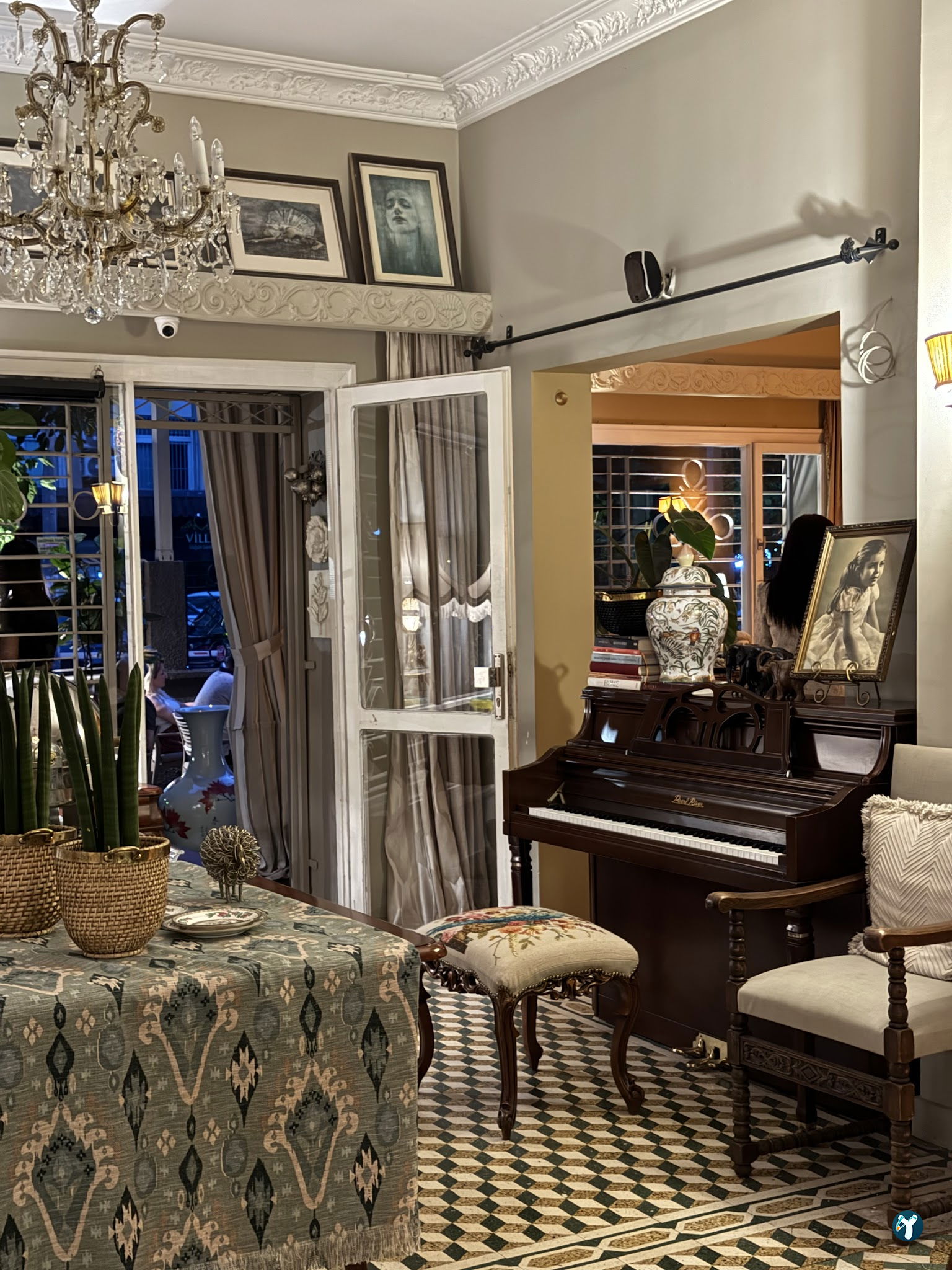 House Of Kamer