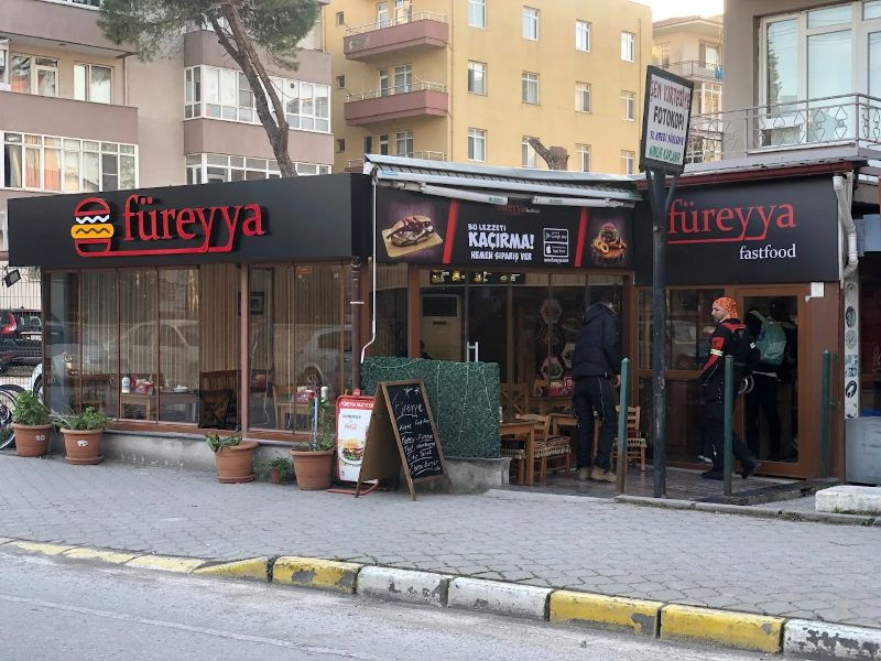 Füreyya Fast Food