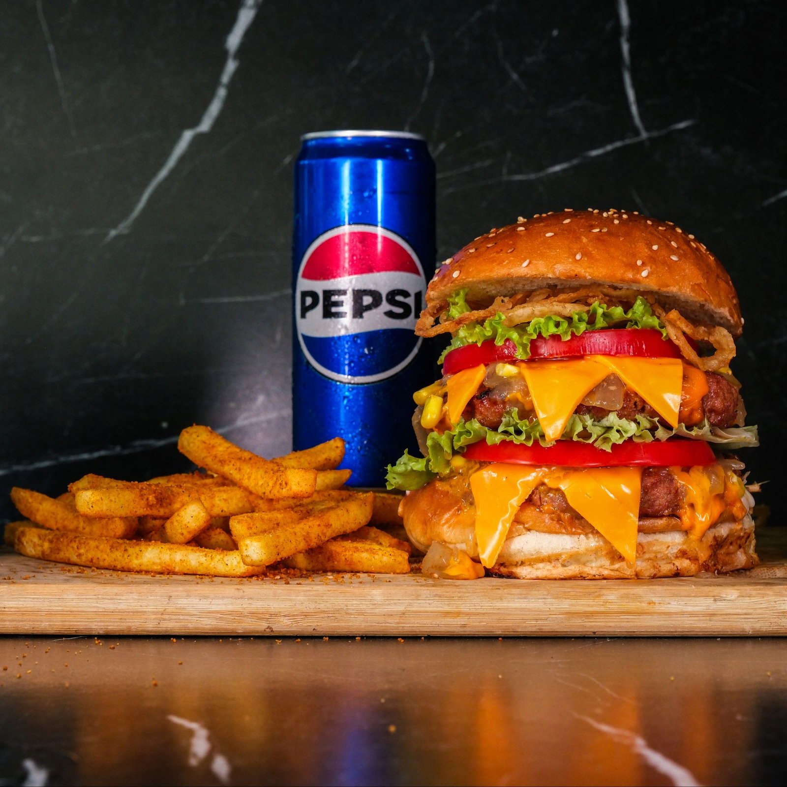 2 Katlı Dinamit Et Burger Menü