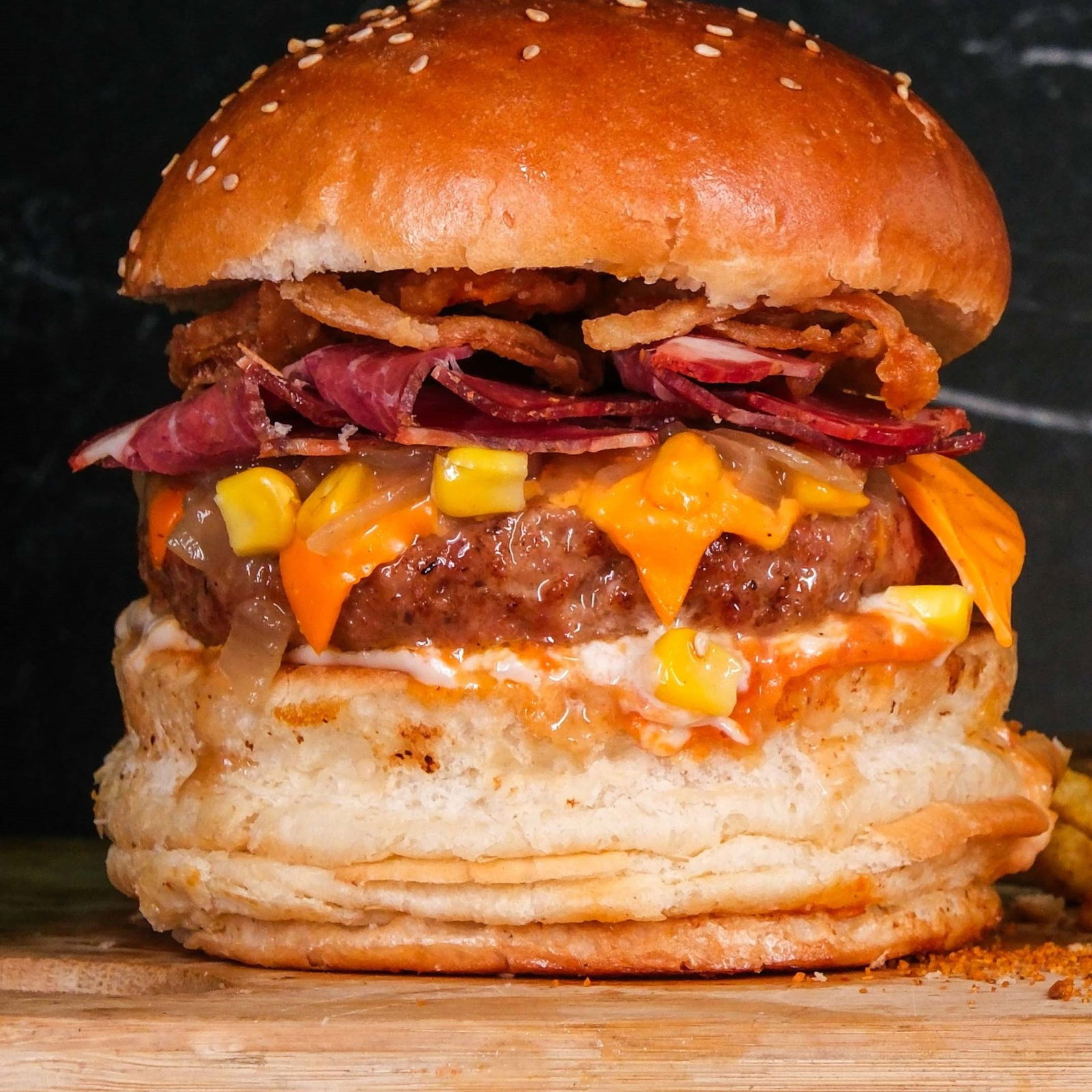 Pastırmalı Et Burger