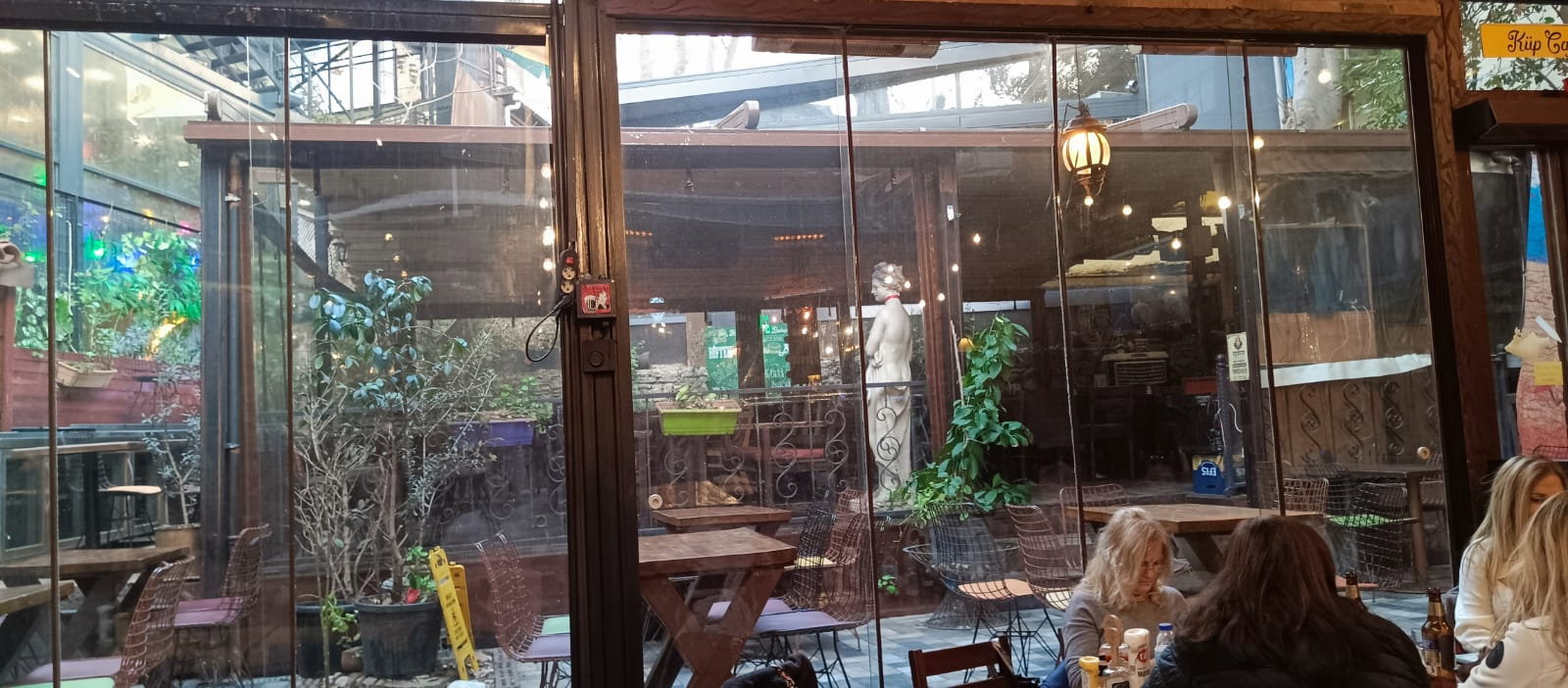 Küp Saklı Bahçe Kadıköy