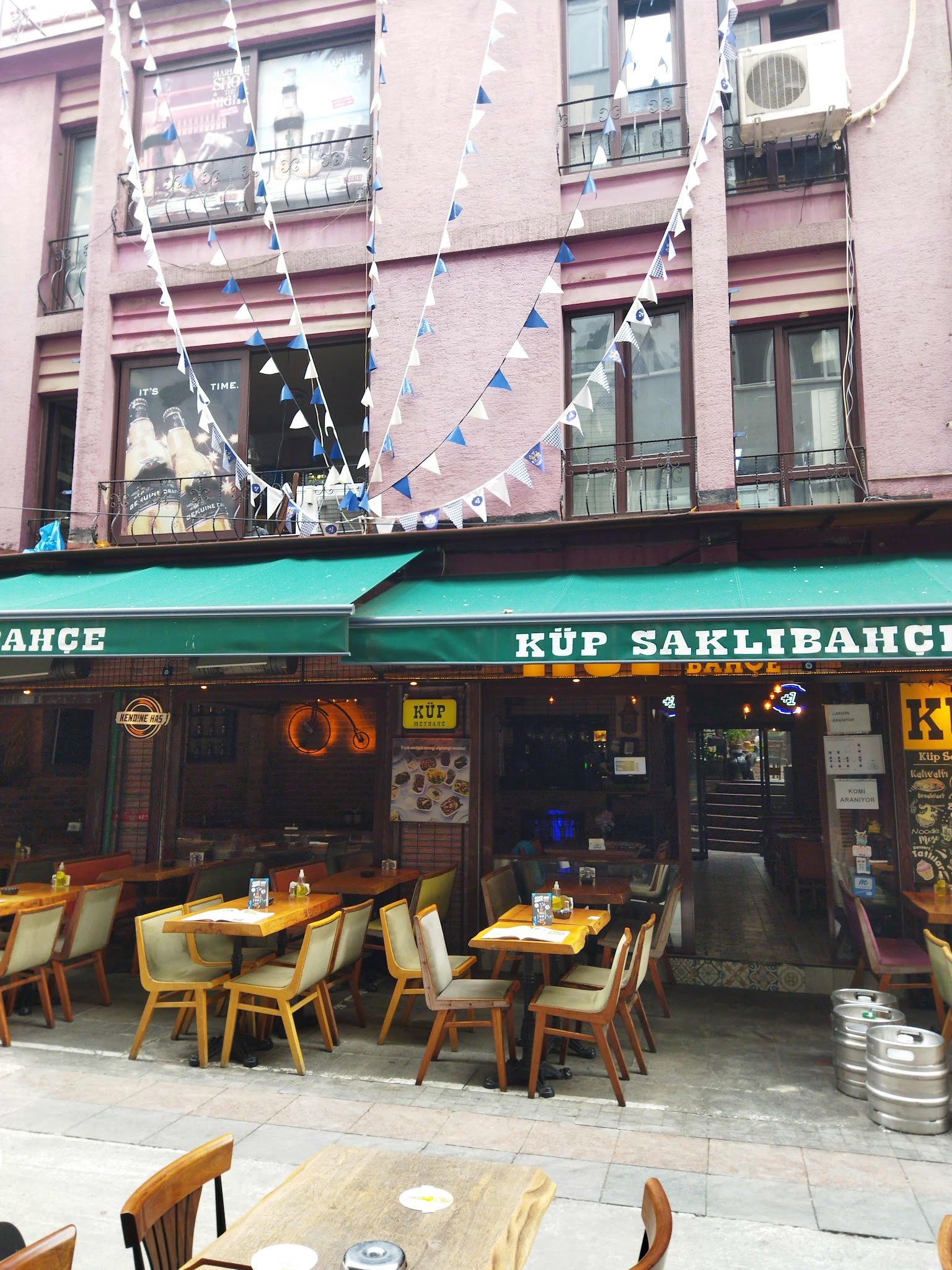 Küp Saklı Bahçe Kadıköy
