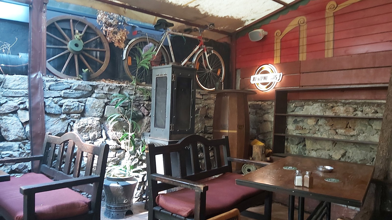 Küp Saklı Bahçe Kadıköy