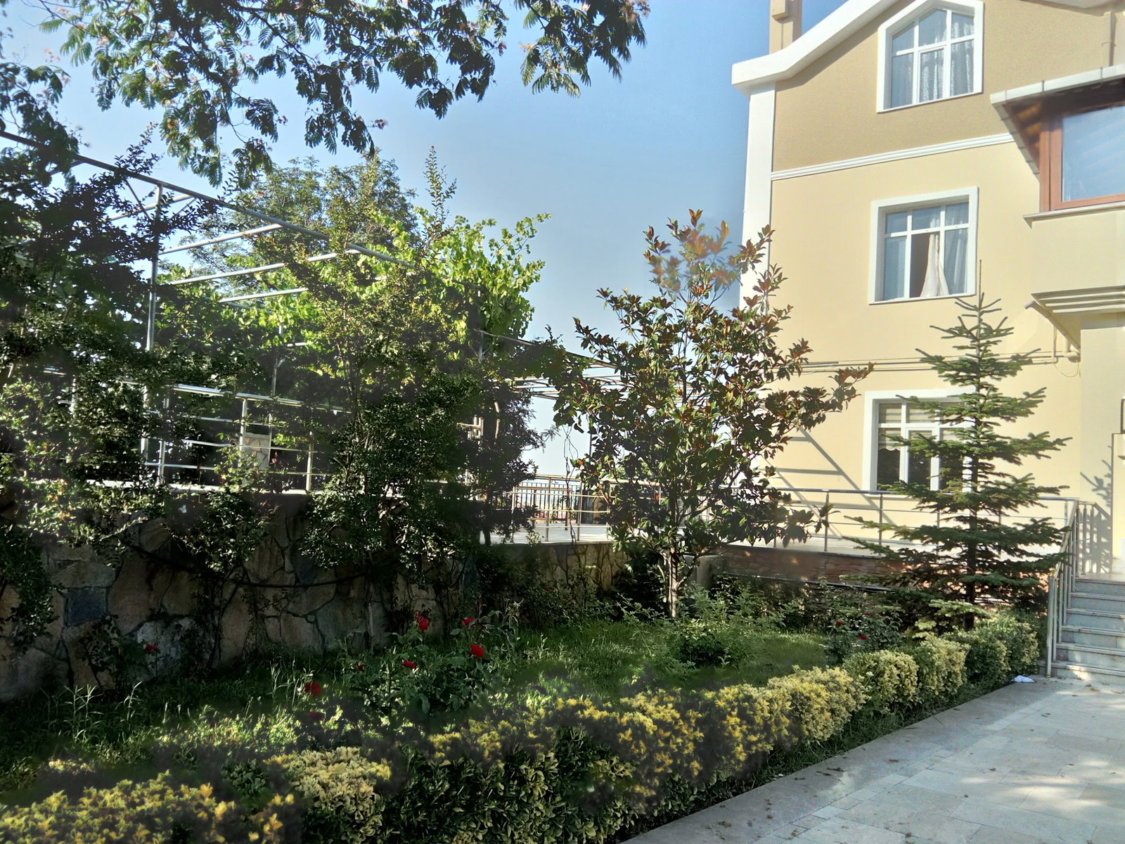 Çatalca Gülbahçe Öğrenci̇ Yurdu