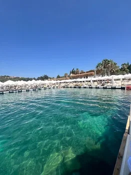 White Beach Ayayorgi resimleri
