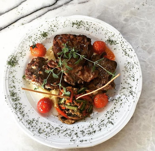 White Beach Ayayorgi