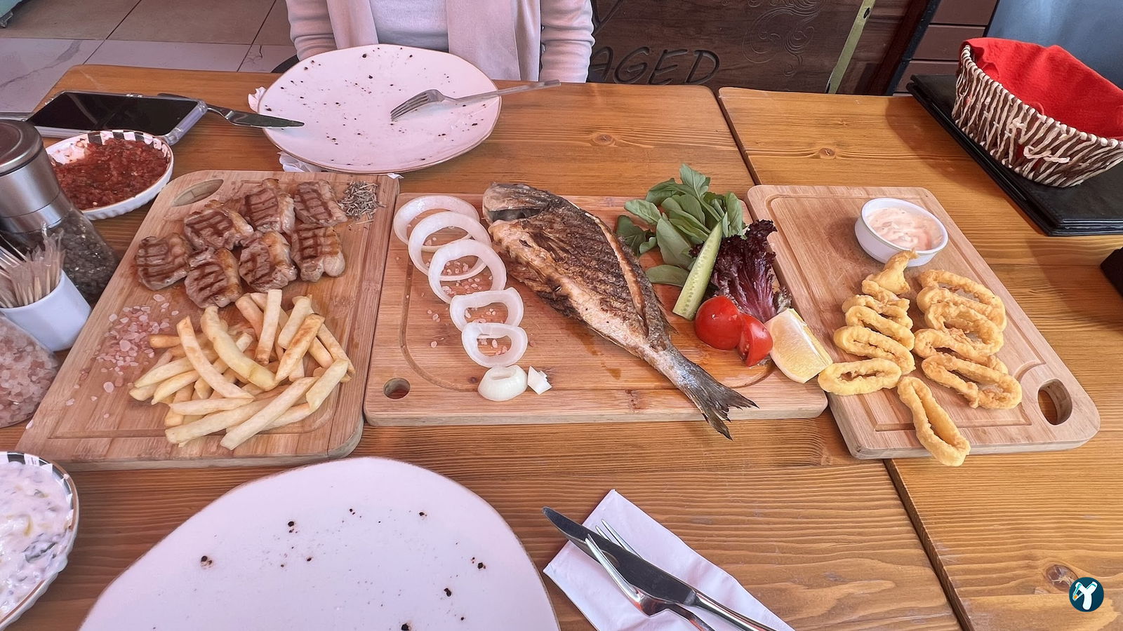 Ragip. Steak.Fish.House