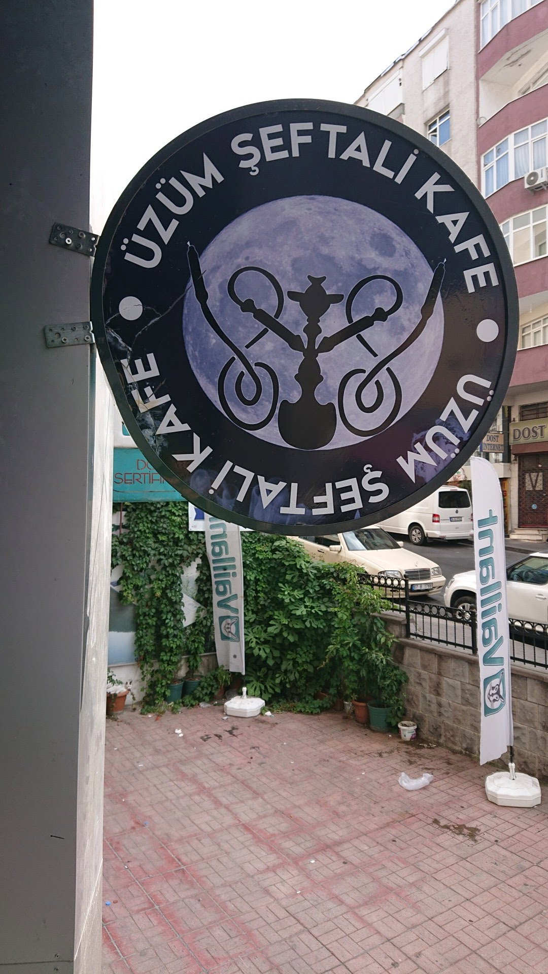 Üzüm Şeftali̇ Cafe