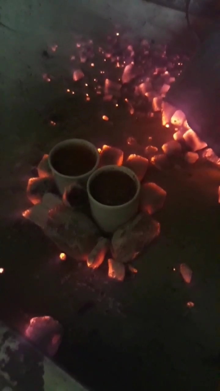 Üzüm Şeftali̇ Cafe