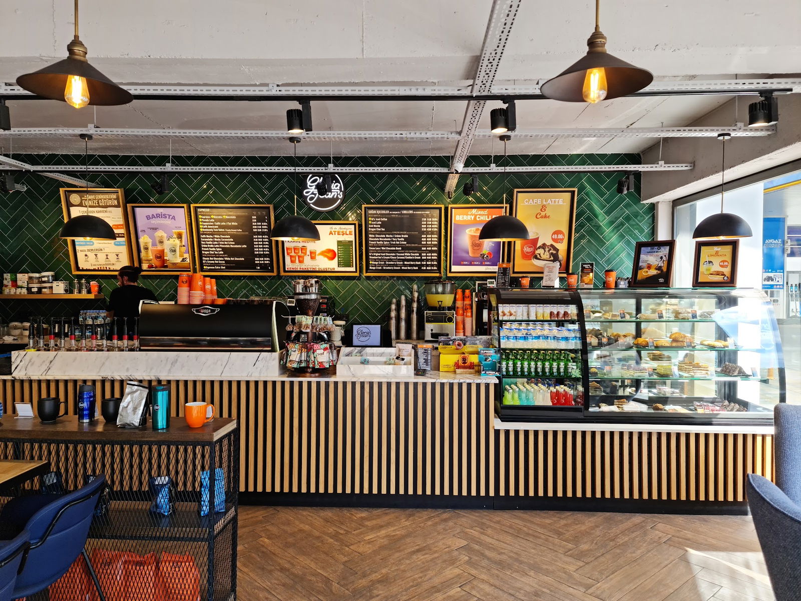 Gloria Jeans Coffees Şişli