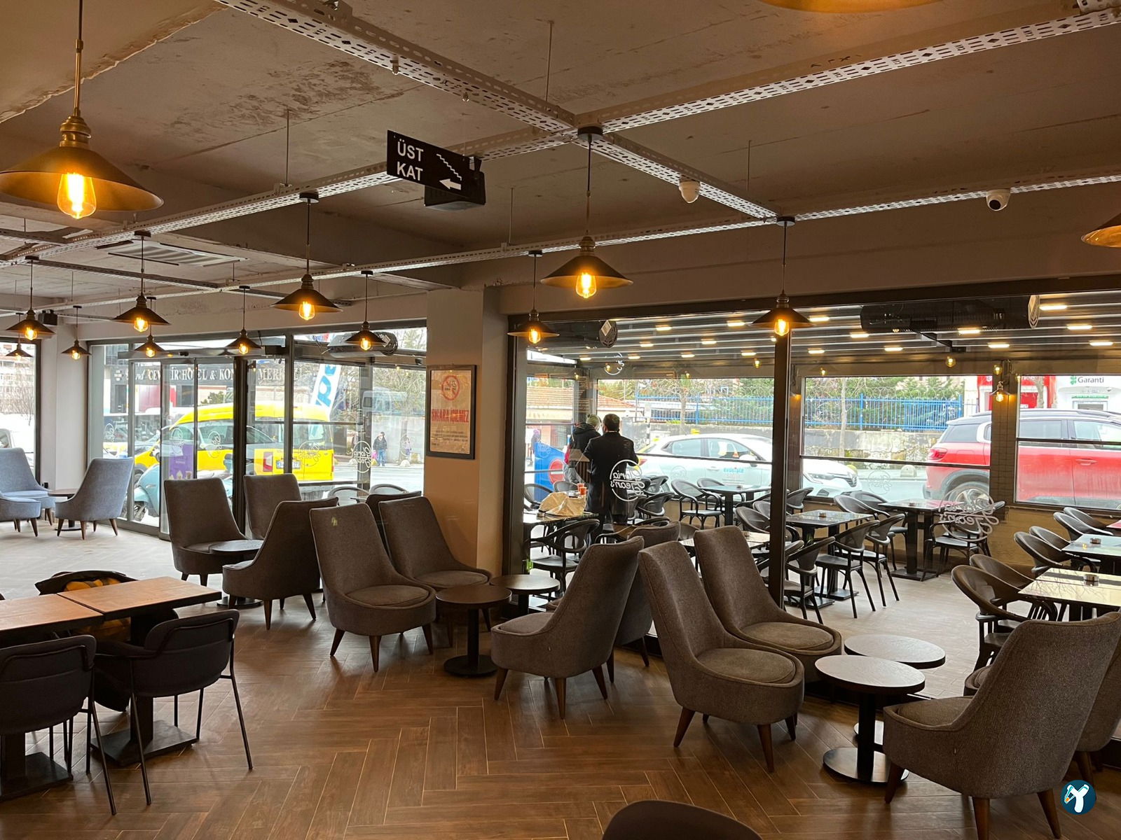 Gloria Jeans Coffees Şişli