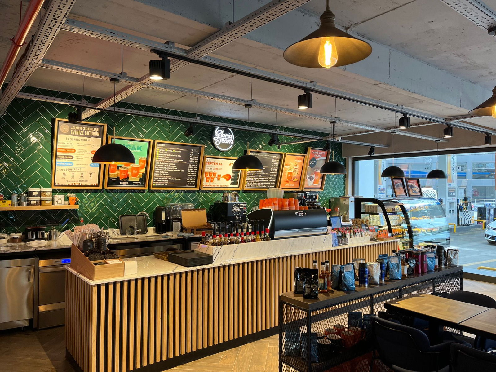 Gloria Jeans Coffees Şişli