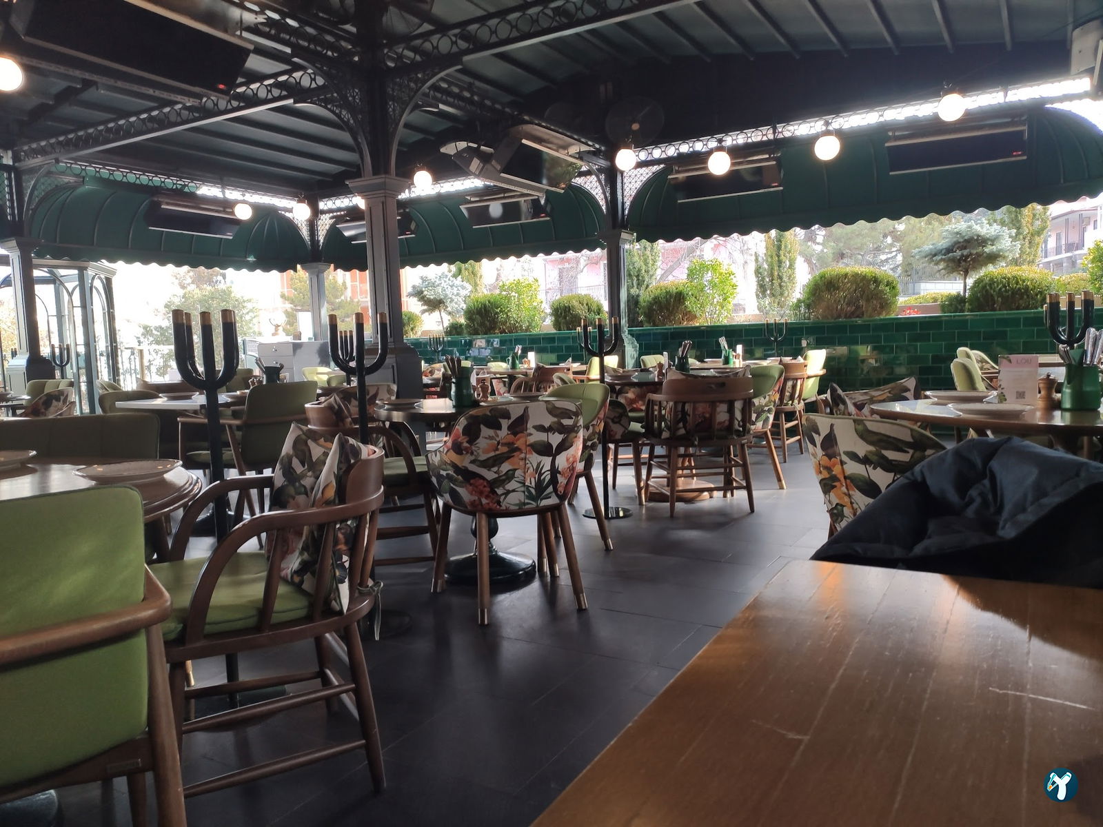 Lou Cafe Bistro - İran Caddesi
