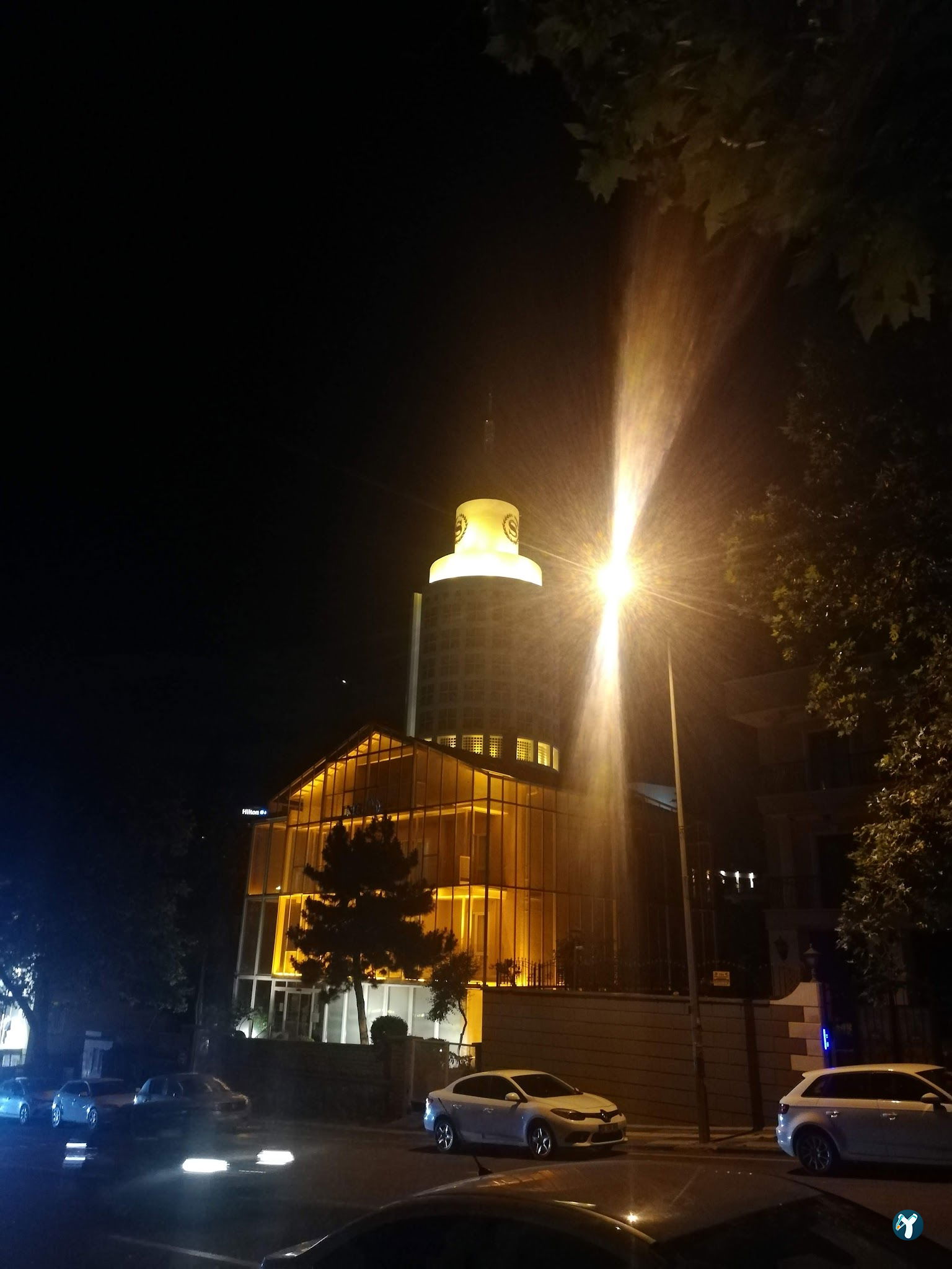 Lou Cafe Bistro - İran Caddesi