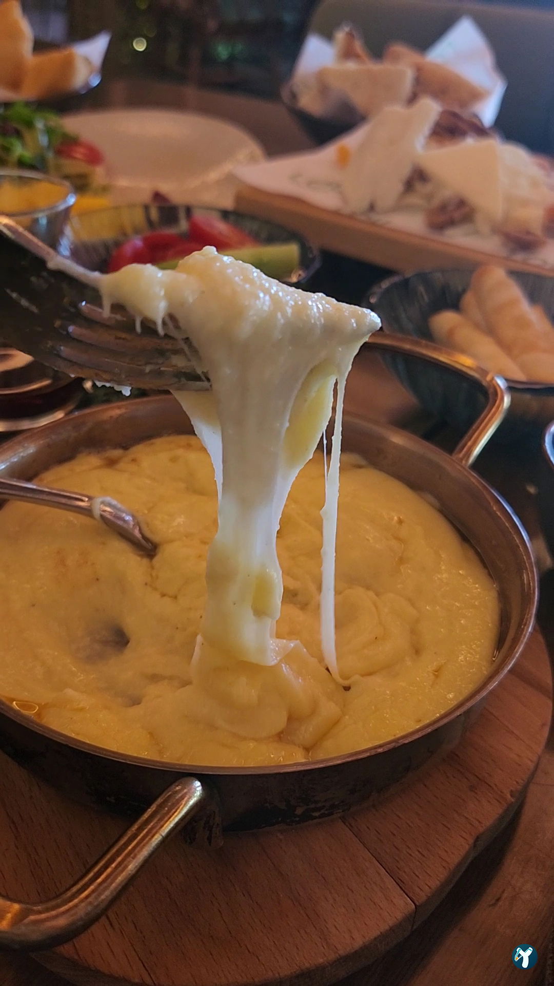 Lou Cafe Bistro - İran Caddesi