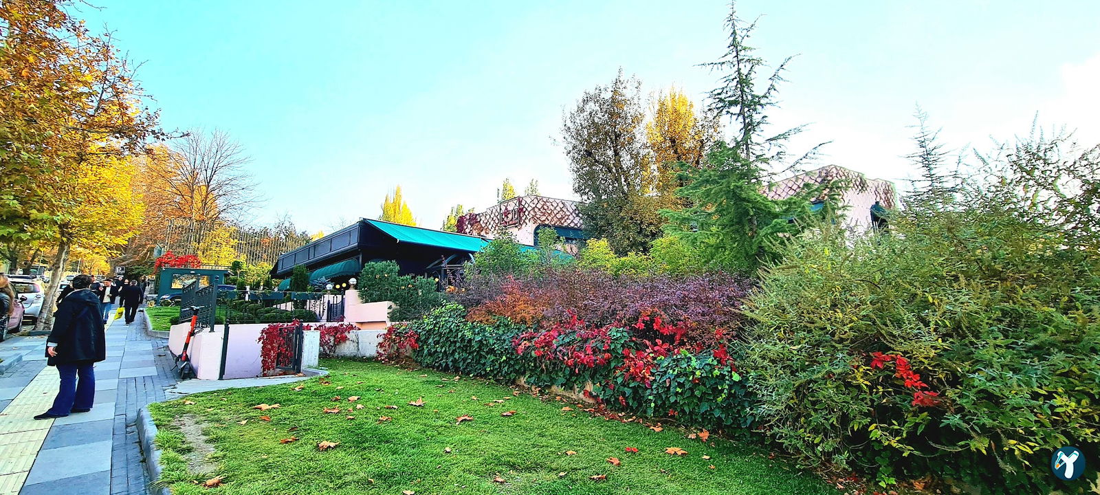 Lou Cafe Bistro - İran Caddesi