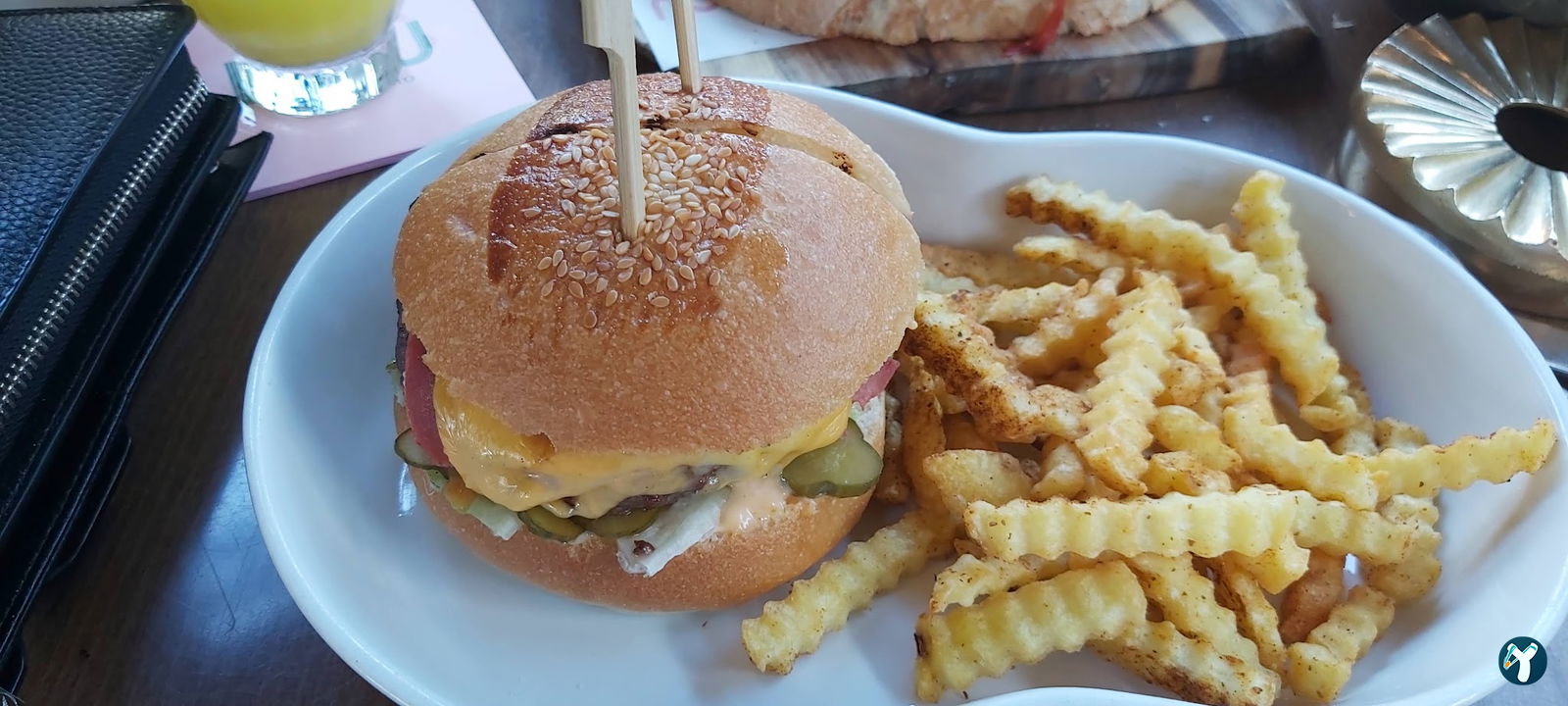 Lou Cafe Bistro - İran Caddesi