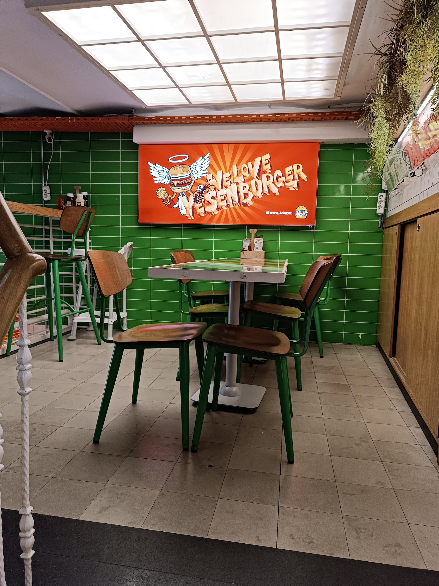 Yesen Burger Kadıköy