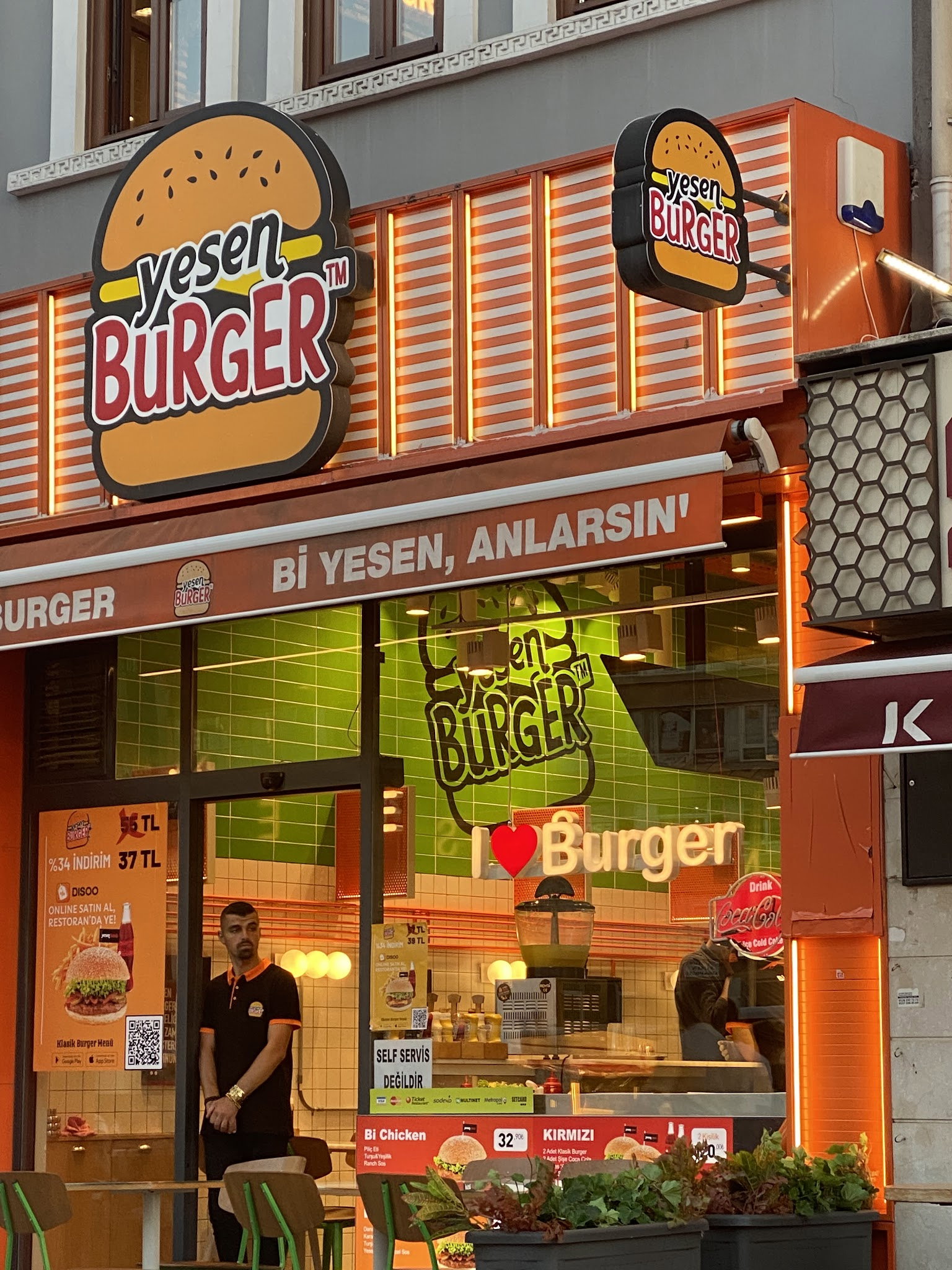 Yesen Burger Kadıköy