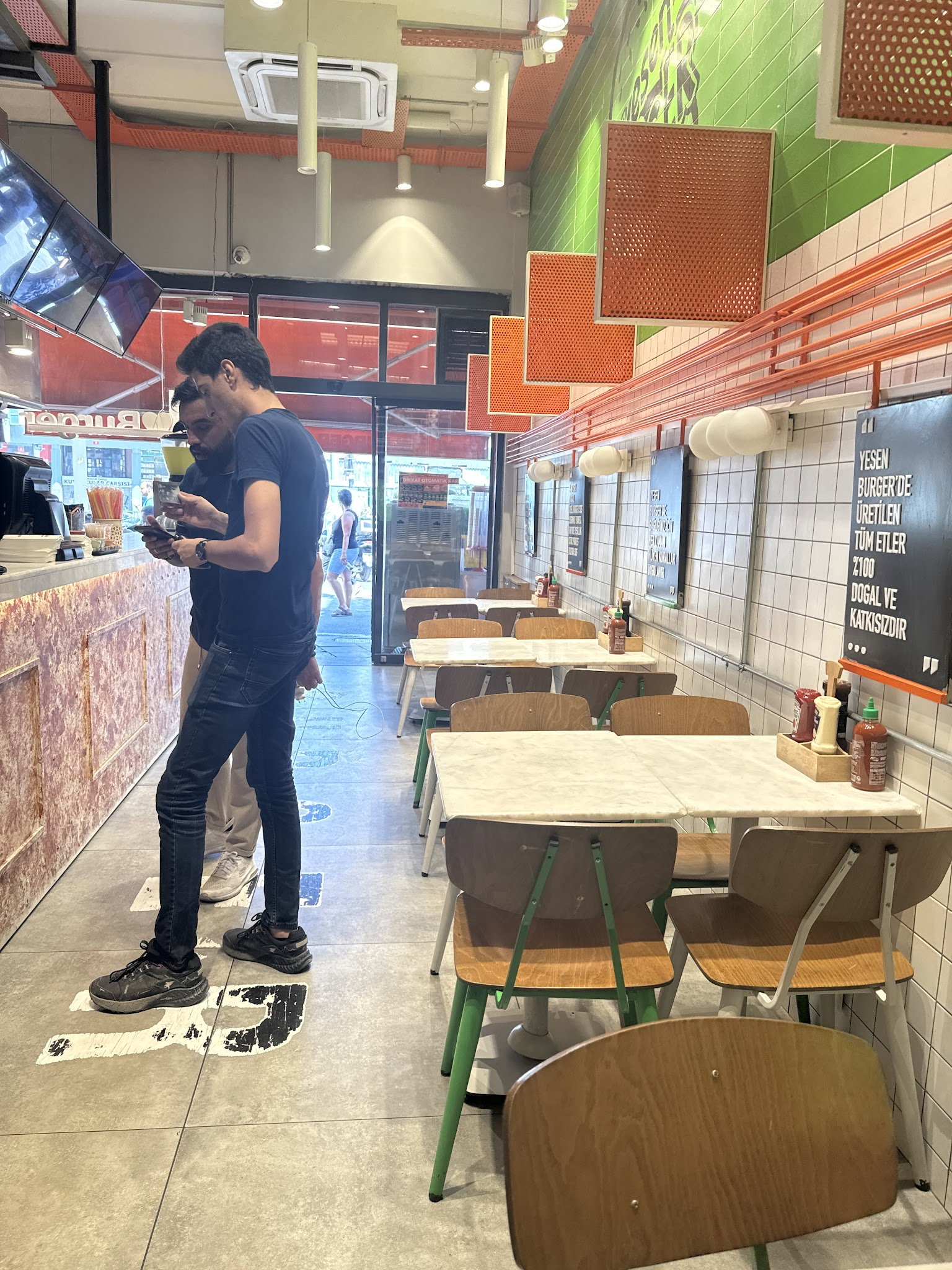 Yesen Burger Kadıköy