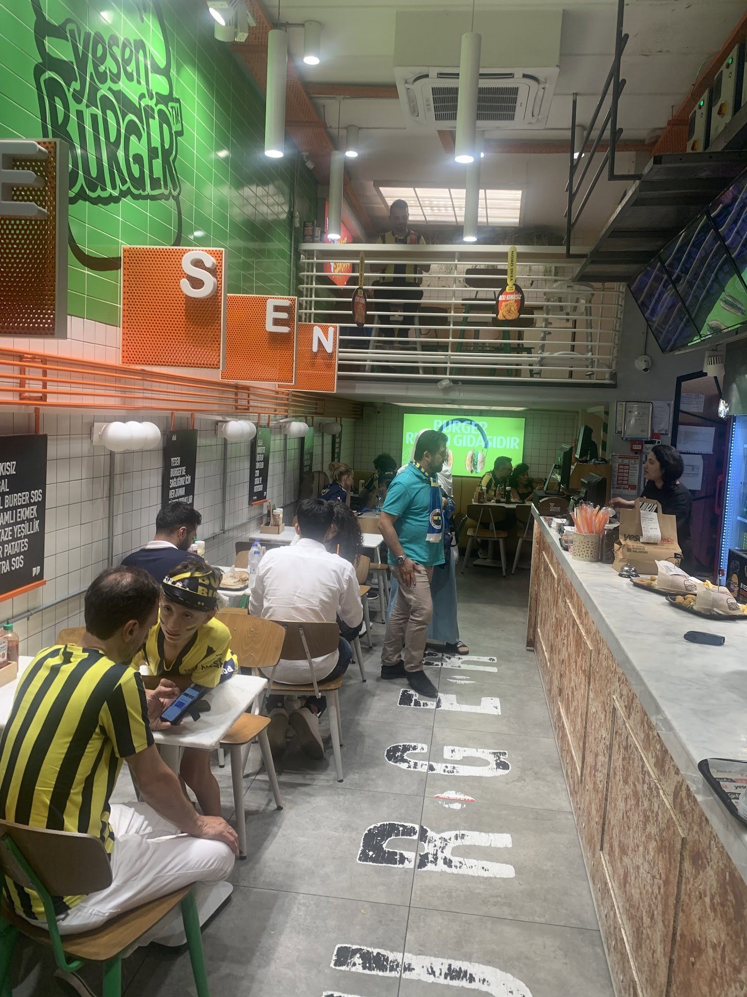 Yesen Burger Kadıköy