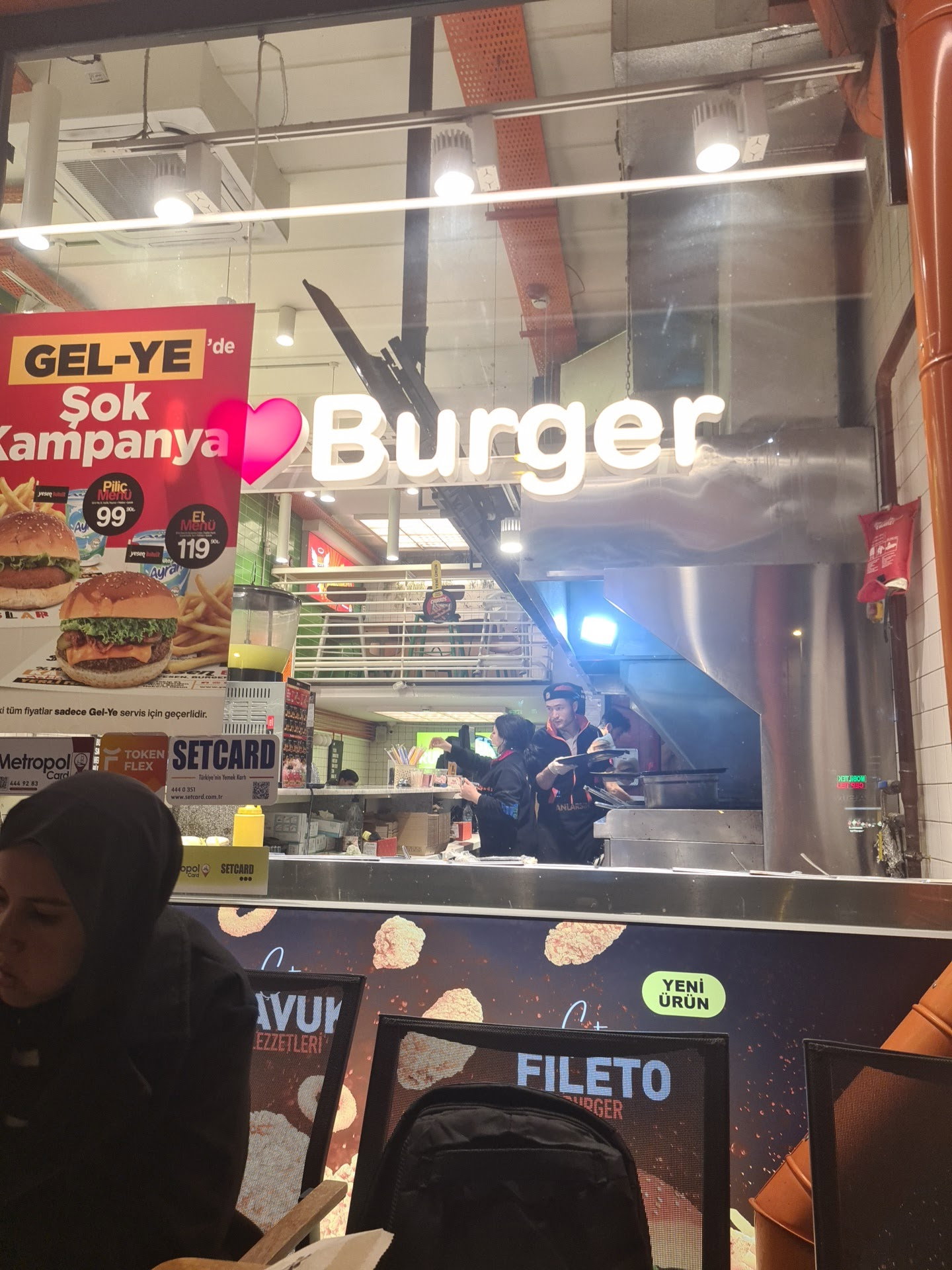 Yesen Burger Kadıköy
