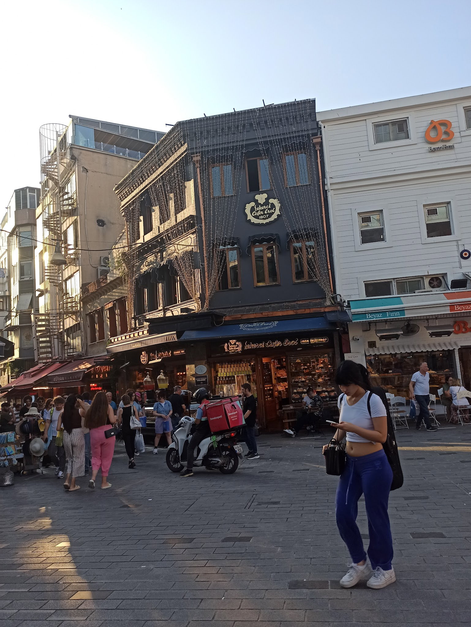 Yesen Burger Kadıköy