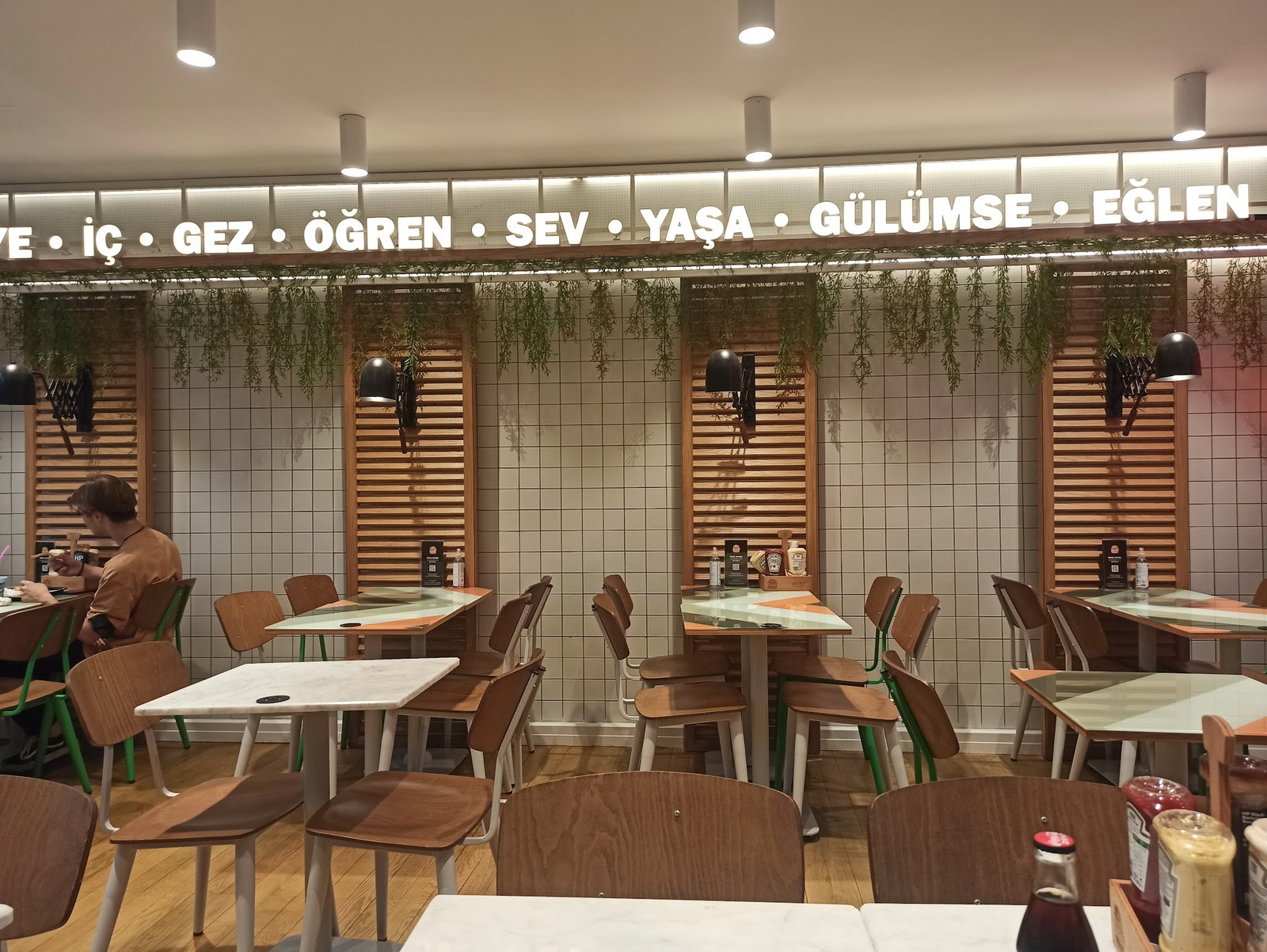 Yesen Burger Kadıköy