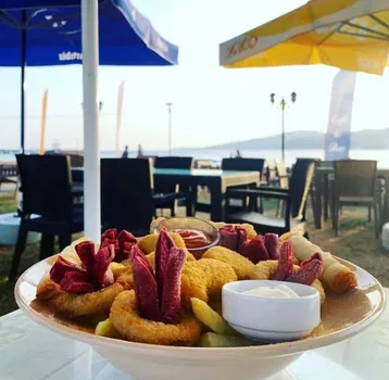 Almira Cafe Bar & Restorant resimleri