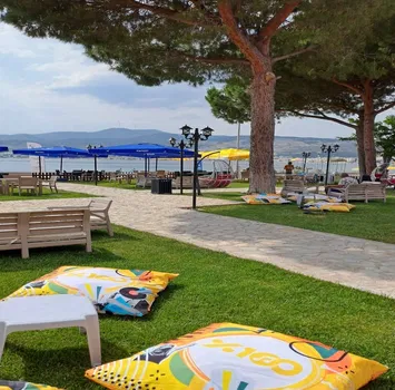 Almira Cafe Bar & Restorant resimleri